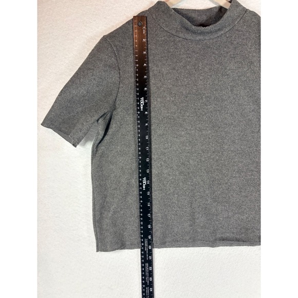 ZARA Mock Neck Short Sleeve Cropped Knit Top Charcoal Gray Size M - Picture 4 of 5